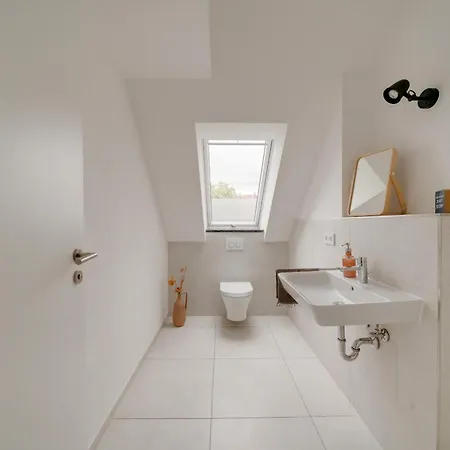 Neu-luxus Apartment-zentral 350m Altstadt-2zi-65qm Apartment *