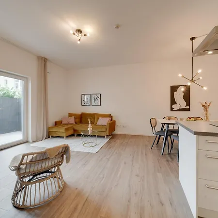 Neu-luxus Apartment-zentral 350m Altstadt-2zi-65qm Apartment *